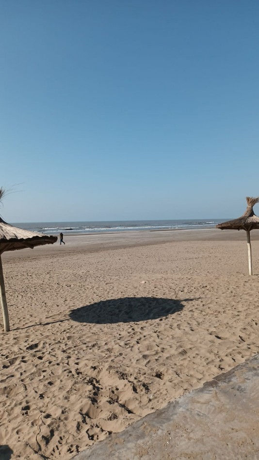 Departamento  en venta 2 ambientes Mar de Ajo  a 200 mts de la playa