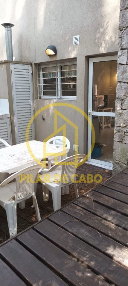 TRIPLEX EN VENTA EN PINAMAR NORTE 3 HABITACIONES 1 TOILETTE 2 BAÑOS COCHERA 