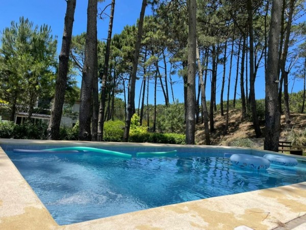 CASA EN ALQUILER EN ALAMOS  II PINAMAR