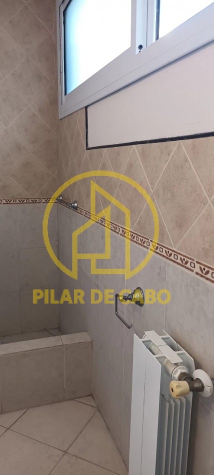 TRIPLEX EN VENTA EN PINAMAR NORTE 3 HABITACIONES 1 TOILETTE 2 BAÑOS COCHERA 