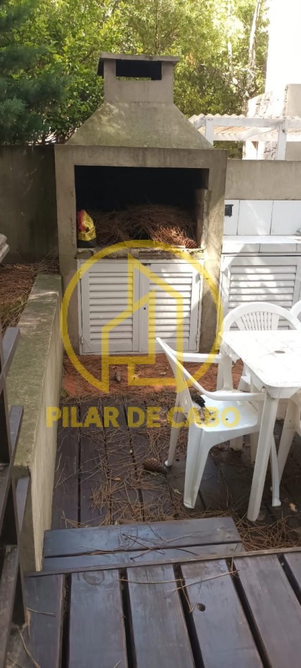 TRIPLEX EN VENTA EN PINAMAR NORTE 3 HABITACIONES 1 TOILETTE 2 BAÑOS COCHERA 