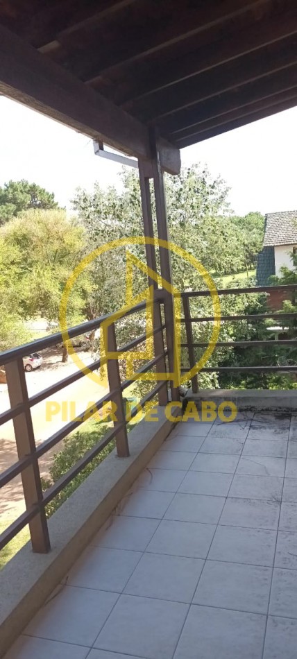 TRIPLEX EN VENTA EN PINAMAR NORTE 3 HABITACIONES 1 TOILETTE 2 BAÑOS COCHERA 