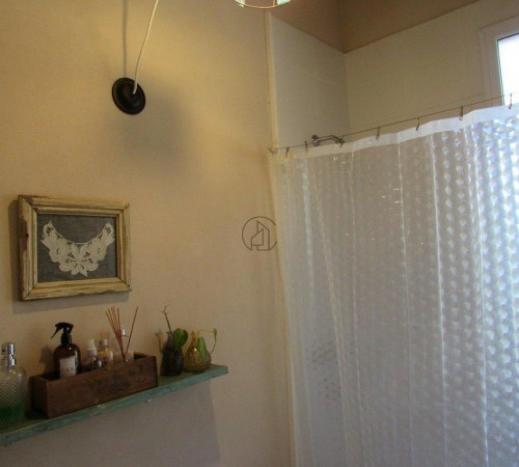  IMPERDIBLE CASA EN VENTA PINAMAR 2HABITACIONES.PILETA.GAS NATURAL.