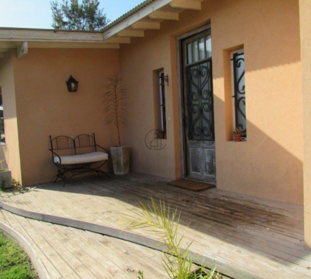  IMPERDIBLE CASA EN VENTA PINAMAR 2HABITACIONES.PILETA.GAS NATURAL.