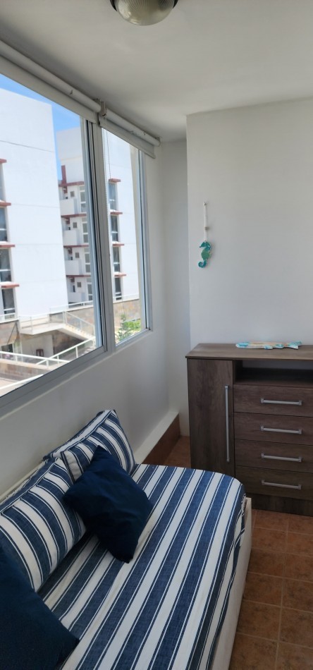 DEPARTAMENTO EN ALQUILER TEMPORARIO EN PINAMAR  P/6 PERSONAS VISTA AL MAR CON CON COCHERA CUBIERTA