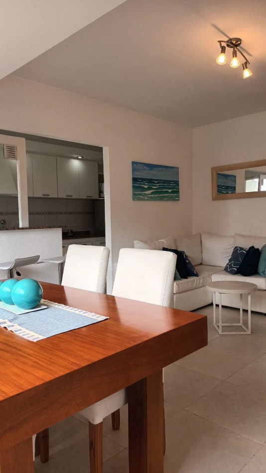 DEPARTAMENTO EN ALQUILER TEMPORARIO EN PINAMAR  P/6 PERSONAS VISTA AL MAR CON CON COCHERA CUBIERTA