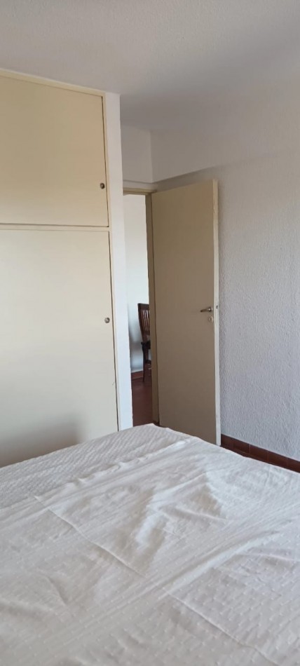 VENTA EN PINAMAR 2 AMB CENTRO