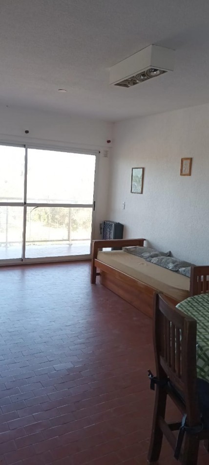 VENTA EN PINAMAR 2 AMB CENTRO