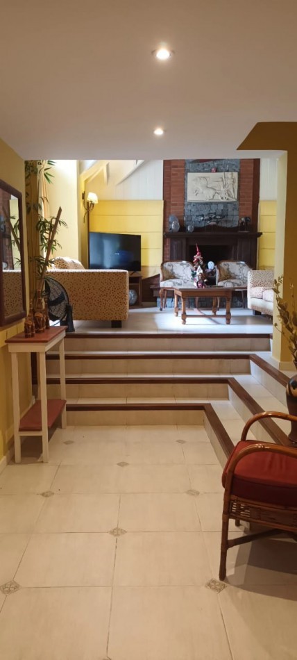 CASA EN VENTA PINAMAR NORTE  PERMUTA EN PARTE DE PAGO POR DEPTO. EN CABA.(CONSULTAR ZONAS DE PREFERENCIAS