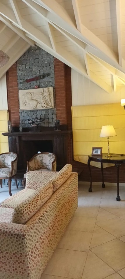 CASA EN VENTA PINAMAR NORTE  PERMUTA EN PARTE DE PAGO POR DEPTO. EN CABA.(CONSULTAR ZONAS DE PREFERENCIAS