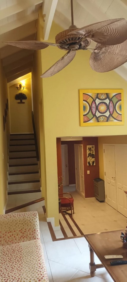 CASA EN VENTA PINAMAR NORTE  PERMUTA EN PARTE DE PAGO POR DEPTO. EN CABA.(CONSULTAR ZONAS DE PREFERENCIAS