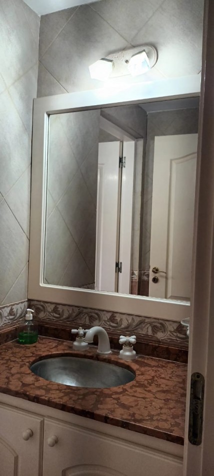 CASA EN VENTA PINAMAR NORTE  PERMUTA EN PARTE DE PAGO POR DEPTO. EN CABA.(CONSULTAR ZONAS DE PREFERENCIAS