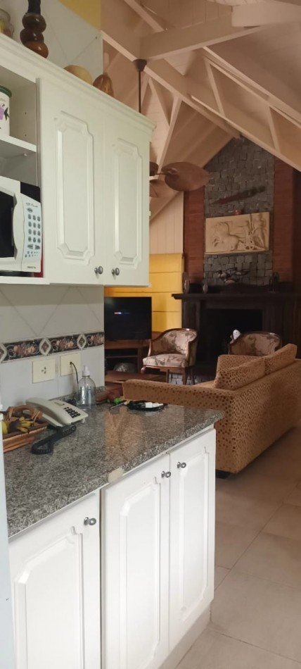 CASA EN VENTA PINAMAR NORTE  PERMUTA EN PARTE DE PAGO POR DEPTO. EN CABA.(CONSULTAR ZONAS DE PREFERENCIAS