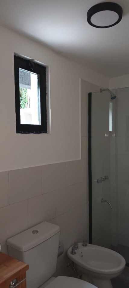  OPORTUNIDAD VENTA MONOAMBIENTE  CON PATIO PROPIO Y  COCHERA   EN VALERIA DEL MAR.