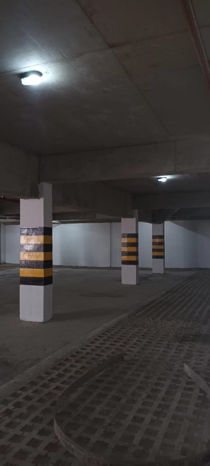 OPORTUNIDAD VENTA MONOAMBIENTE  CON PATIO PROPIO Y  COCHERA   EN VALERIA DEL MAR.