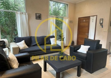 CASA EN ALQUILER TEMPORARIO 3HAB.2 BAÑOS.PARRILLA.JARDIN.ESTACIONAMIENTO CUBIERTO.BARRIO NAYADES