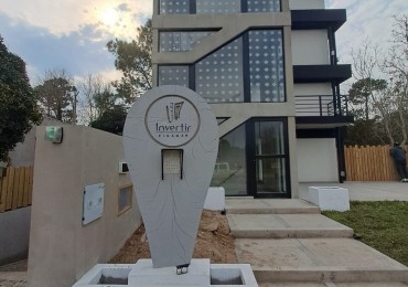  OPORTUNIDAD VENTA MONOAMBIENTE  CON PATIO PROPIO Y  COCHERA   EN VALERIA DEL MAR.